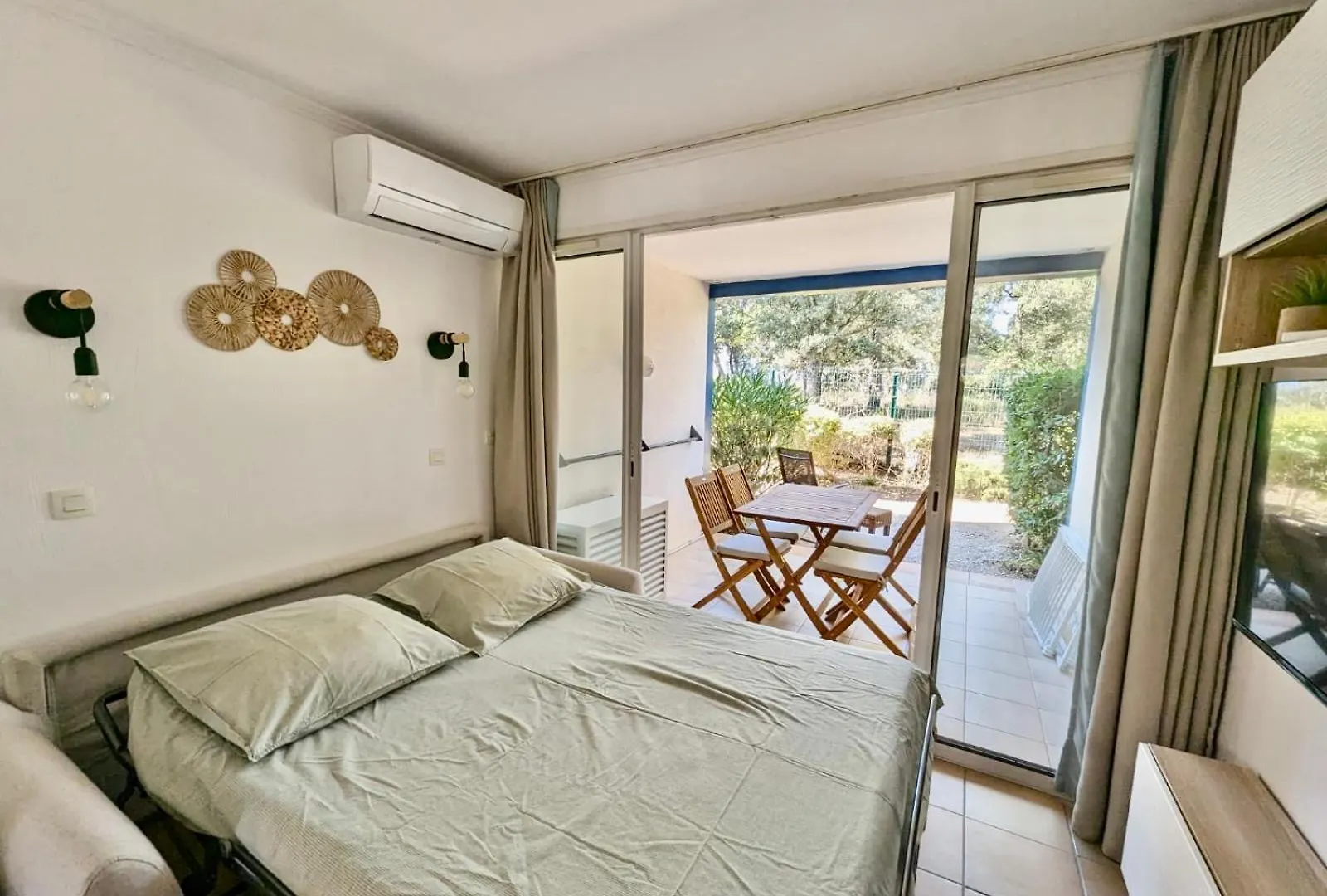 Les Restanques 2058 Rez De Jardin Apartamento Grimaud