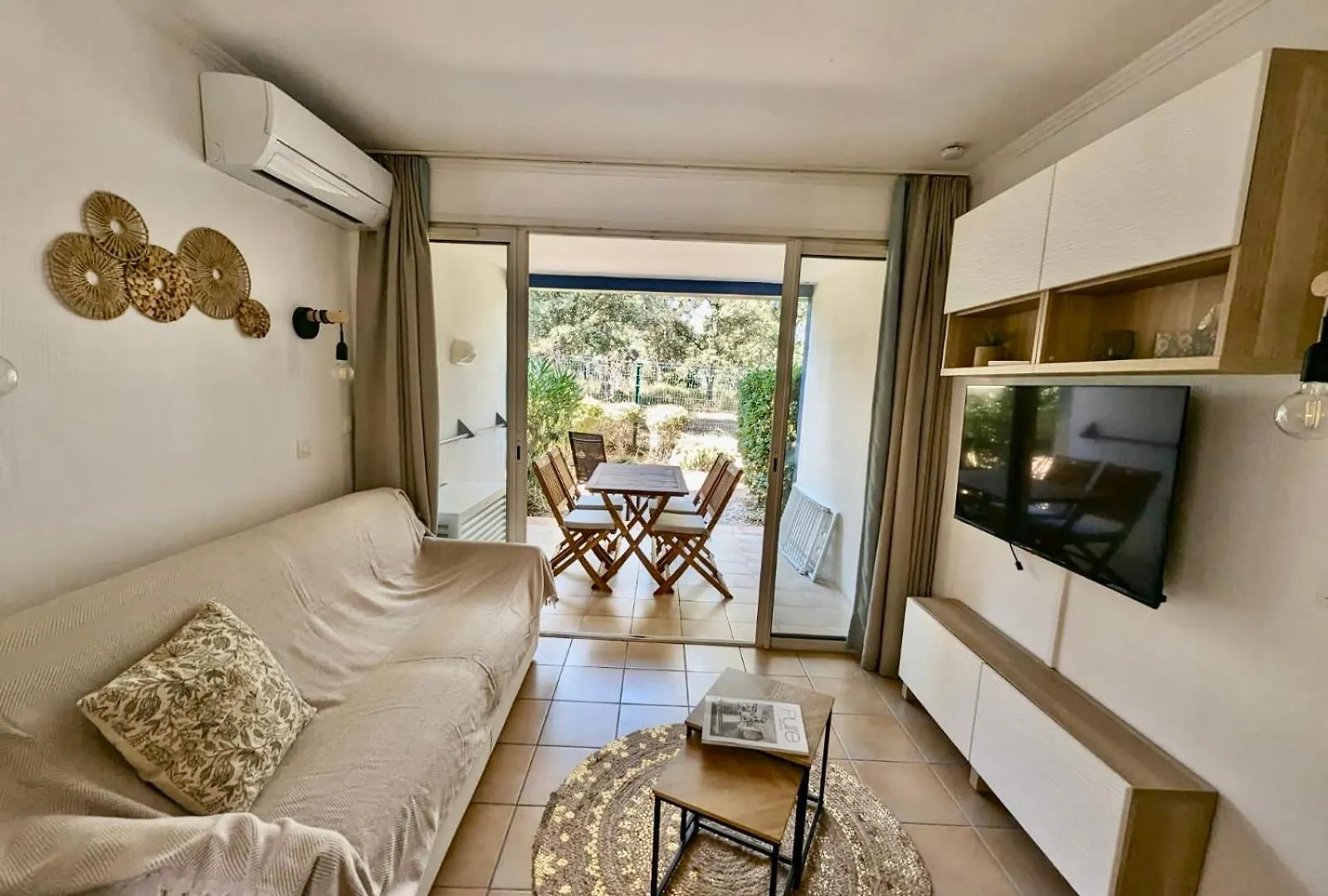 Les Restanques 2058 Rez De Jardin Apartment Grimaud